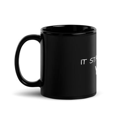 Schwarze glänzende Tasse